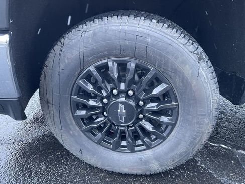 Used 2022 Chevrolet Silverado 2500 LT image 29