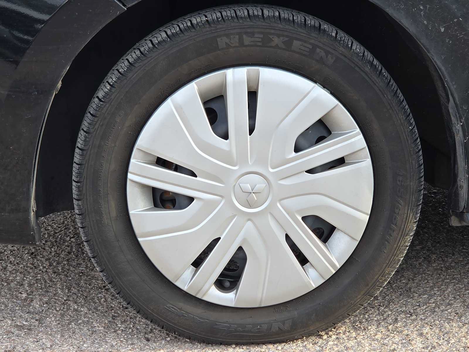 Used 2024 Mitsubishi Mirage ES FWD image 12