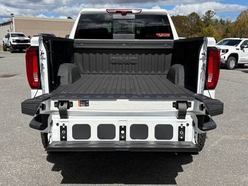New 2025 GMC Sierra 1500 AT4 w/ AT4 Premium Package image 13