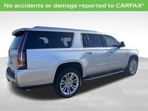 Certified 2020 Cadillac Escalade ESV Premium Luxury w/ LPO, Radiant Package AWD/4WD image 5
