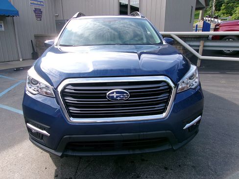 Used 2020 Subaru Ascent Premium w/ Convenience Package image 5