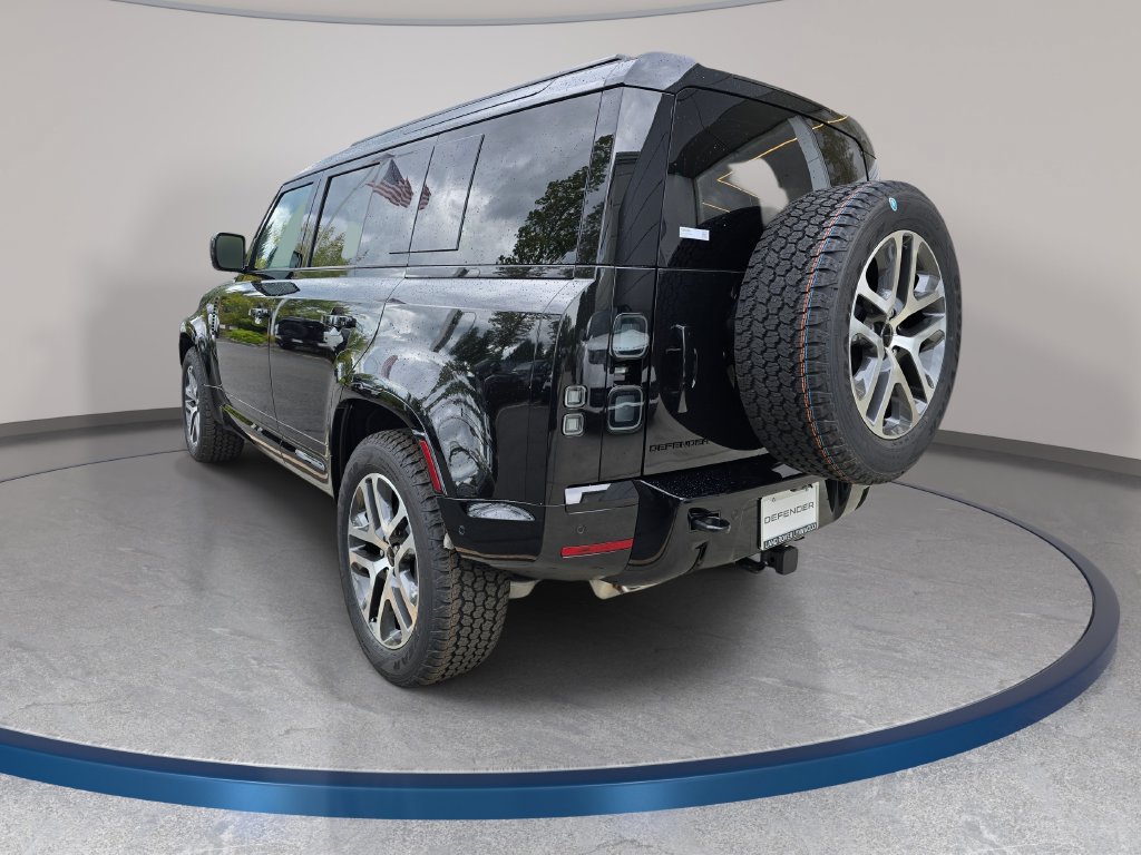 New 2026 Land Rover Defender 110 X-Dynamic SE AWD/4WD image 7