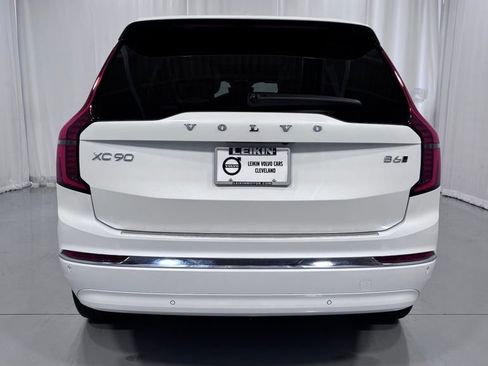 Certified 2026 Volvo XC90 B6 Plus AWD/4WD image 7