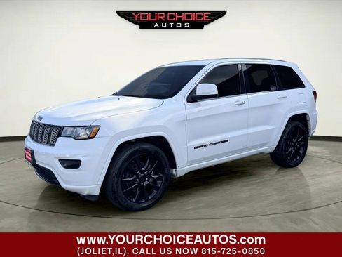 Used 2017 Jeep Grand Cherokee Altitude AWD/4WD image 1