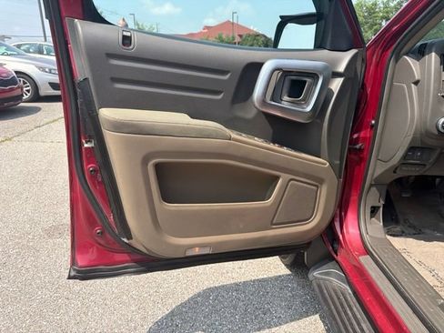 Used 2006 Honda Ridgeline RTS image 16