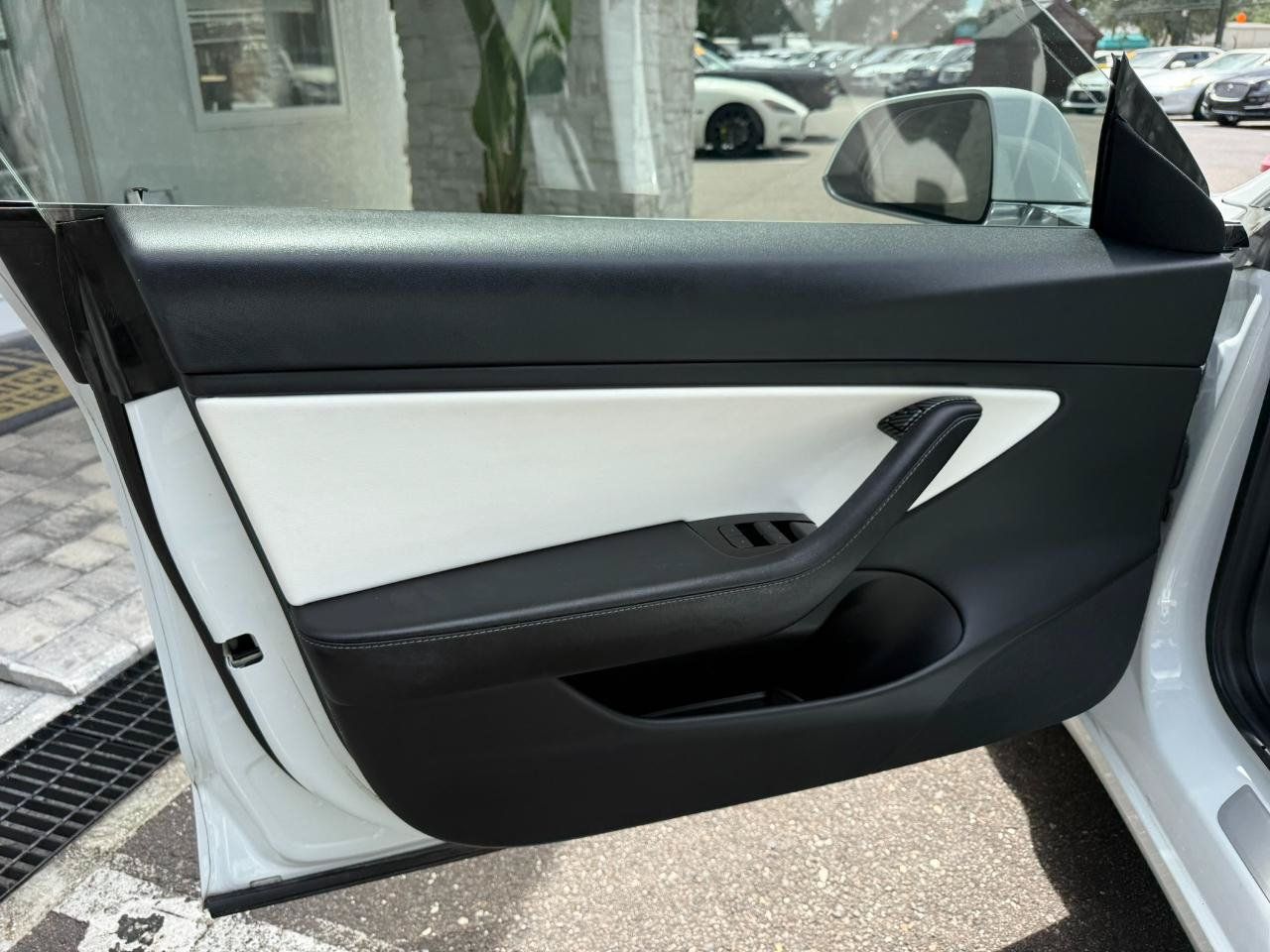 Used 2018 Tesla Model 3 Long Range AWD/4WD image 19