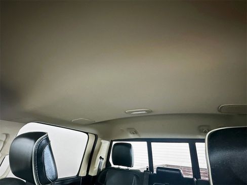 Used 2022 RAM 3500 Laramie image 21