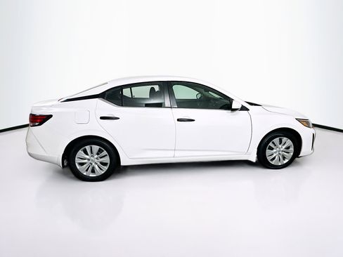 Used 2024 Nissan Sentra S image 10