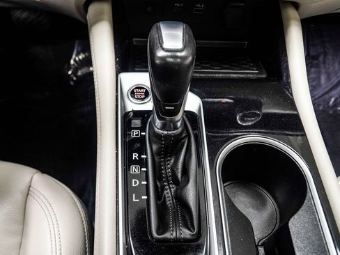 Used 2023 Nissan Altima 2.5 SL AWD/4WD image 18