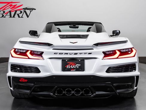 Used 2023 Chevrolet Corvette Z06 RWD image 4