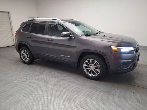 Used 2020 Jeep Cherokee Latitude Plus FWD image 11