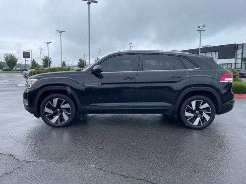 Used 2024 Volkswagen Atlas Cross Sport SE AWD/4WD image 4