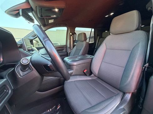 Used 2022 GMC Yukon SLE AWD/4WD image 13