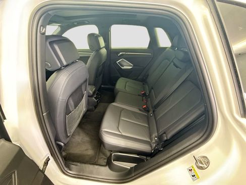 Used 2025 Audi Q3 2.0T Premium w/ Convenience Package image 19