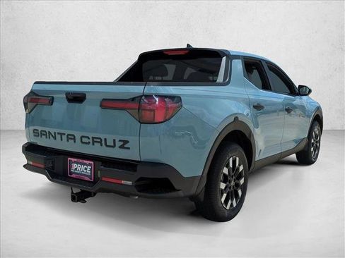 Used 2025 Hyundai Santa Cruz SE FWD image 5