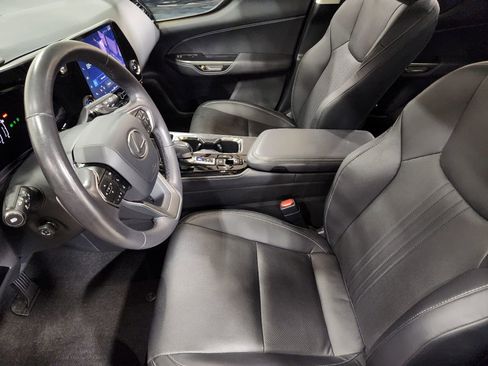 Used 2022 Lexus NX 250 FWD w/ Premium Package image 32