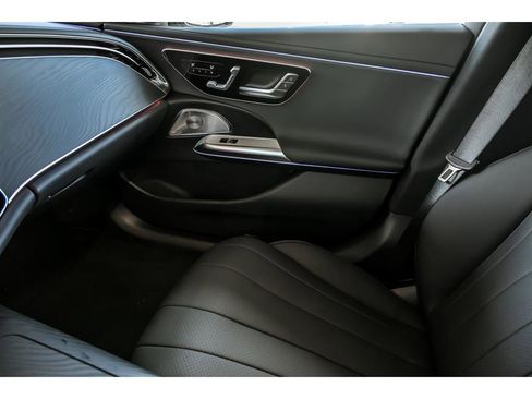 New 2026 Mercedes-Benz E 350 4MATIC Sedan image 20