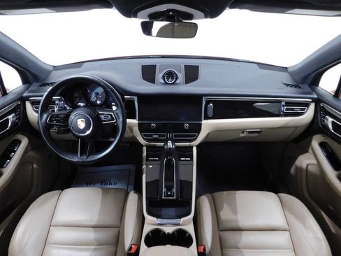 Used 2023 Porsche Macan S AWD/4WD image 47