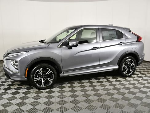 New 2026 Mitsubishi Eclipse Cross SEL image 9