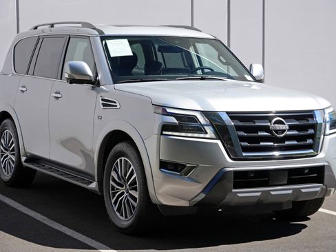 Used 2021 Nissan Armada SL w/ Captain's Chairs Package AWD/4WD image 57