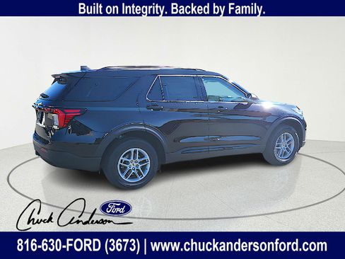 New 2026 Ford Explorer Active AWD/4WD image 9