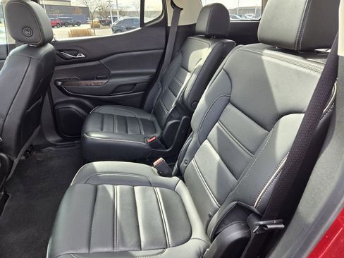 Used 2021 GMC Acadia Denali w/ GMC Pro Grade Package image 3