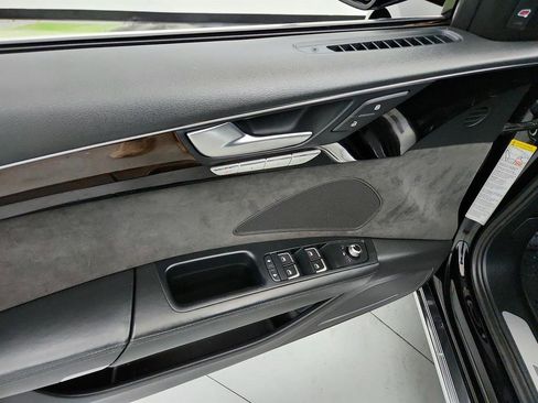 Used 2015 Audi A8 L 4.0T image 22