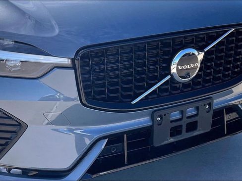 Certified 2023 Volvo XC60 B5 Ultimate image 38