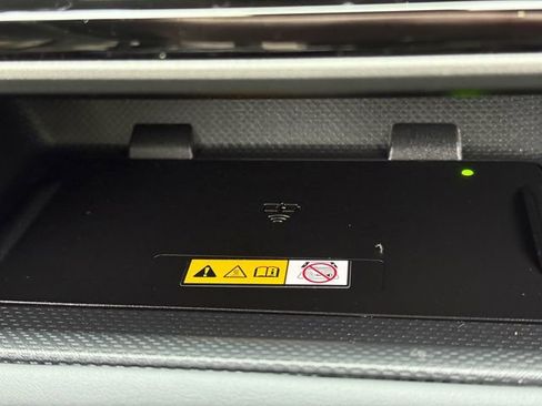 Certified 2024 Toyota Highlander XLE image 22