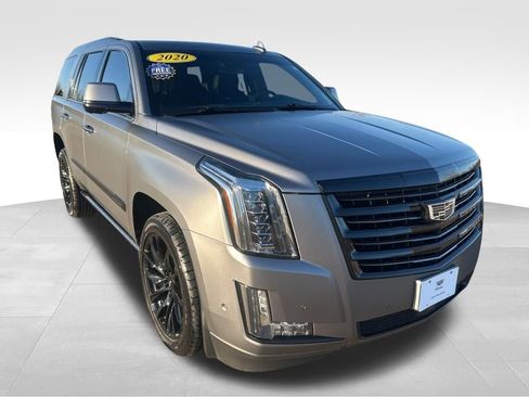 Used 2020 Cadillac Escalade Platinum image 10