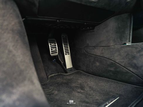 Used 2025 McLaren 750S Spider image 36