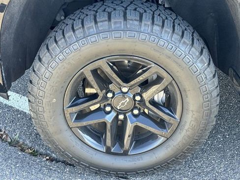 Certified 2024 Chevrolet Silverado 1500 LT Trail Boss w/ LT Trail Boss Premium Package image 34