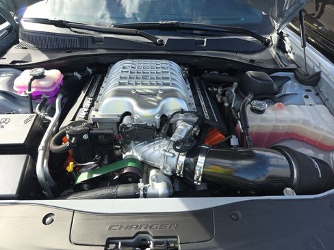 Used 2022 Dodge Charger SRT Hellcat w/ Harman/Kardon Audio Group image 22