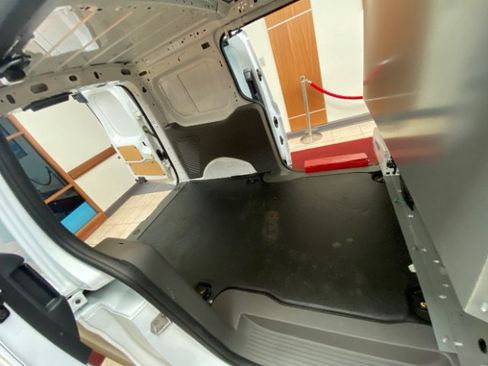 Used 2020 Ford Transit Connect XL FWD image 12