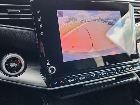 Used 2023 Jeep Wagoneer L Series II image 47