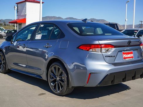 New 2026 Toyota Corolla SE image 7