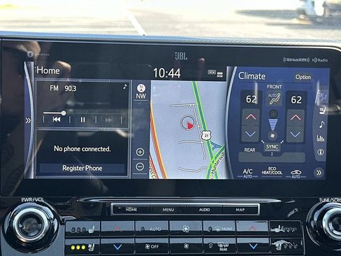 Used 2021 Toyota Highlander Platinum FWD image 38