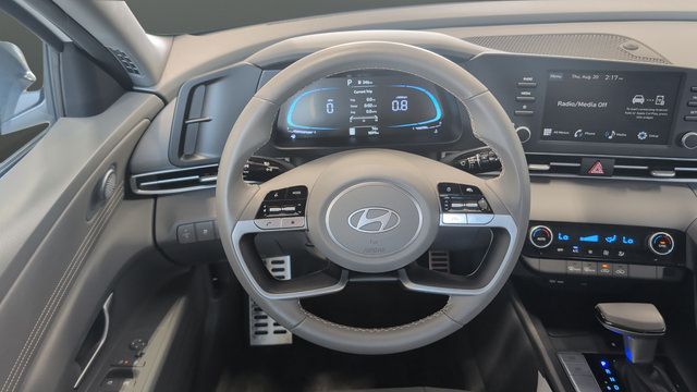 Certified 2025 Hyundai Elantra Sport FWD image 15