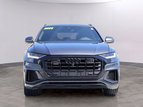Used 2022 Audi Q8 Prestige w/ Prestige Package AWD/4WD image 2