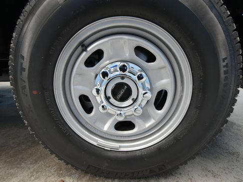 New 2026 Ford F250 XL image 30