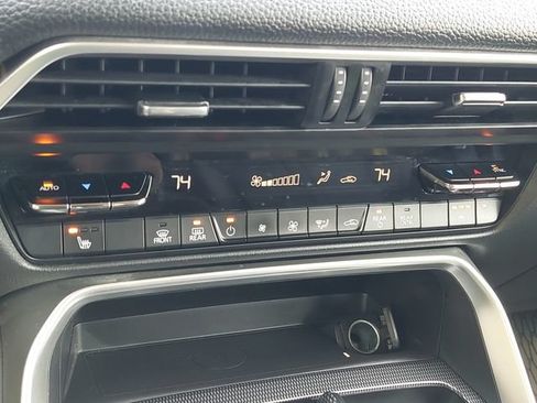 Used 2024 MAZDA CX-90 3.3 Turbo w/ Premium Package AWD/4WD image 31