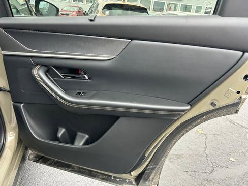 Certified 2025 MAZDA CX-70 Plug-In Hybrid w/ Premium Pkg image 22