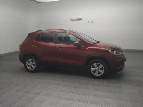 Used 2021 Chevrolet Trax LT AWD/4WD image 11