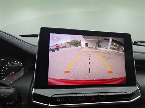 Used 2023 Jeep Compass Limited image 17