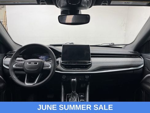 Used 2024 Jeep Compass Latitude AWD/4WD image 18