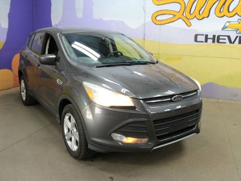 Used 2016 Ford Escape SE AWD/4WD image 4