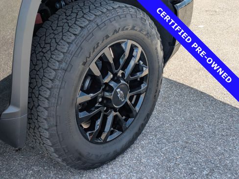 Used 2025 Chevrolet Silverado 2500 LTZ w/ Trail Boss Package AWD/4WD image 12