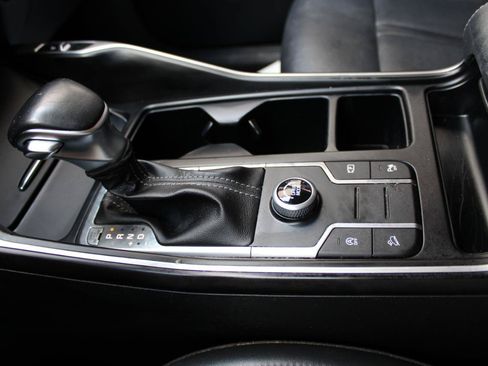 Used 2021 Kia Sorento S w/ Panoramic Sunroof Package FWD image 36