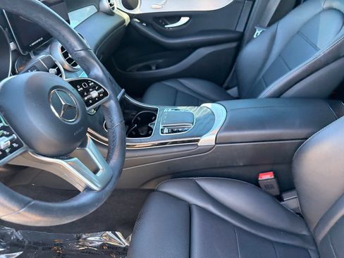 Used 2022 Mercedes-Benz GLC 300 image 19