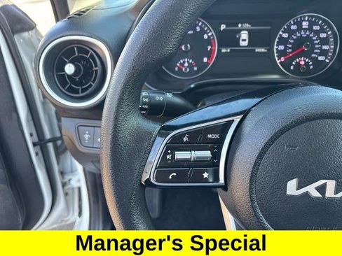 Used 2023 Kia Forte LXS w/ LXS Technology Package FWD image 17